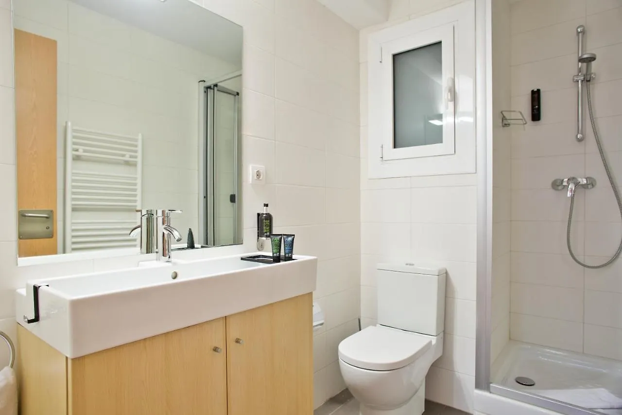Bonavista Apartments - Pedrera Barcellona