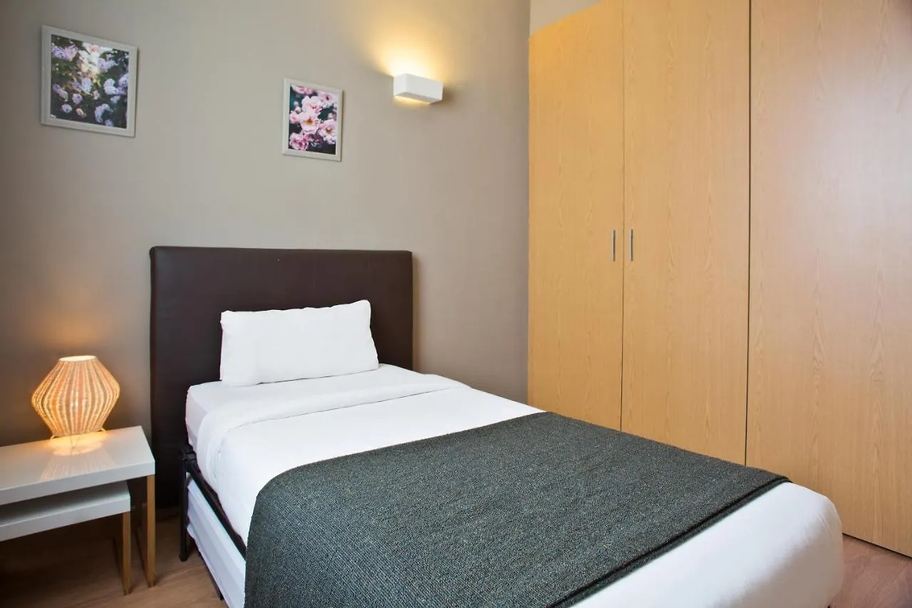 Bonavista Apartments - Pedrera Barcelona 0*,  Spain